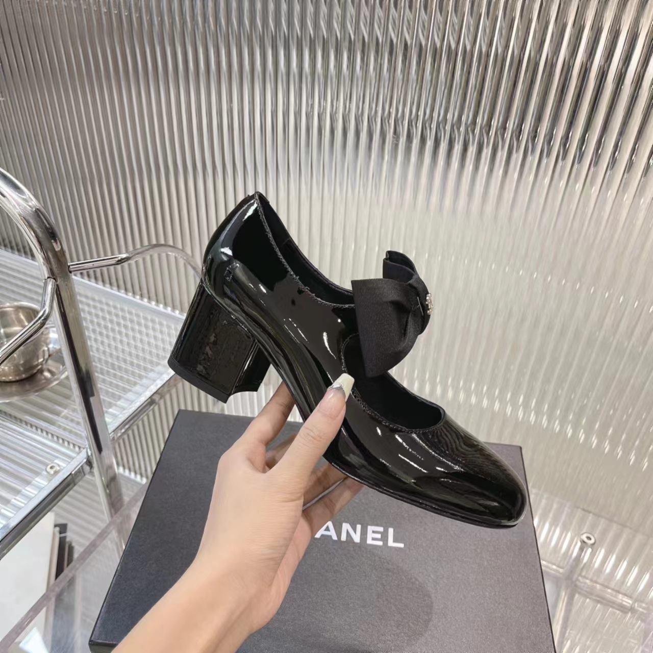 Women's high heels